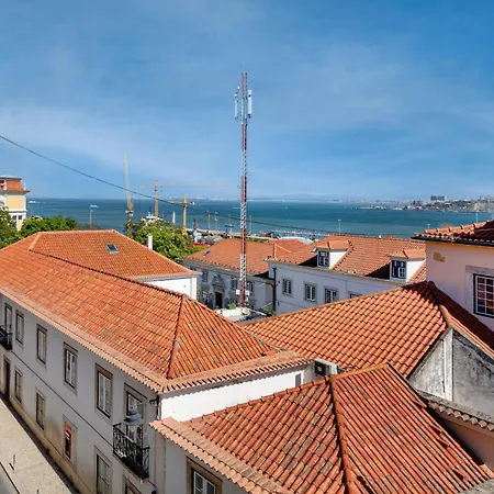 Lapa River Loft Vibes * Лісабон